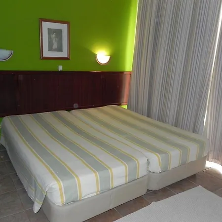 Lareira Do Pinheirinho Guest house Charneca (Setubal)